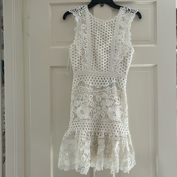 NWT BCBG White Dress - Picture 1 of 3
